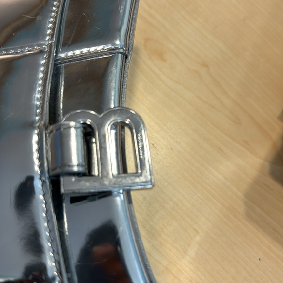 Balenciaga Hourglass Bag - Picture 3 of 9